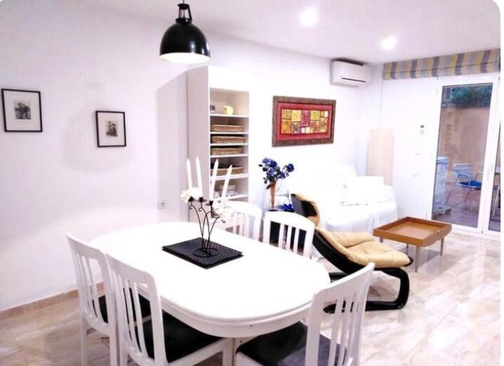 Warm Apartment - Льєйда Екстер'єр фото